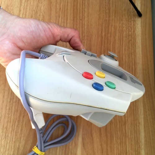 MANETTE OFFICIELLE SEGA DREAMCAST CONTROLLER PAL EURO HKT-7700 NON JAUNIE - N°1 - Picture 6 of 7