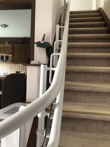 treppenlift gebraucht Firma Lehner , Preis Ist VB - Bild 2 von 4