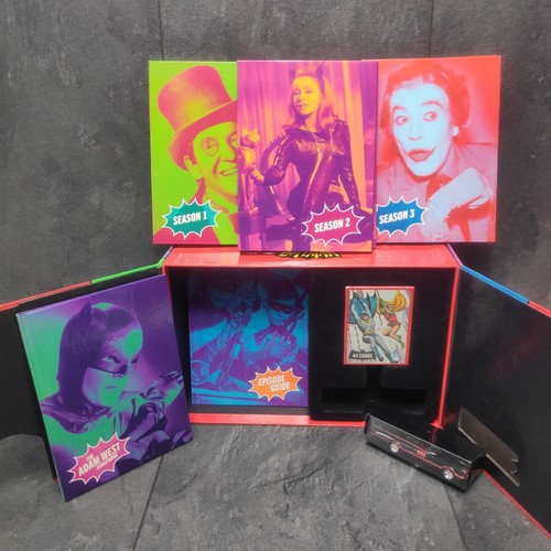 Batman The Complete TV Series (Blu-ray + Hot Wheels Batmobile) Limited Edition - Foto 9 di 24