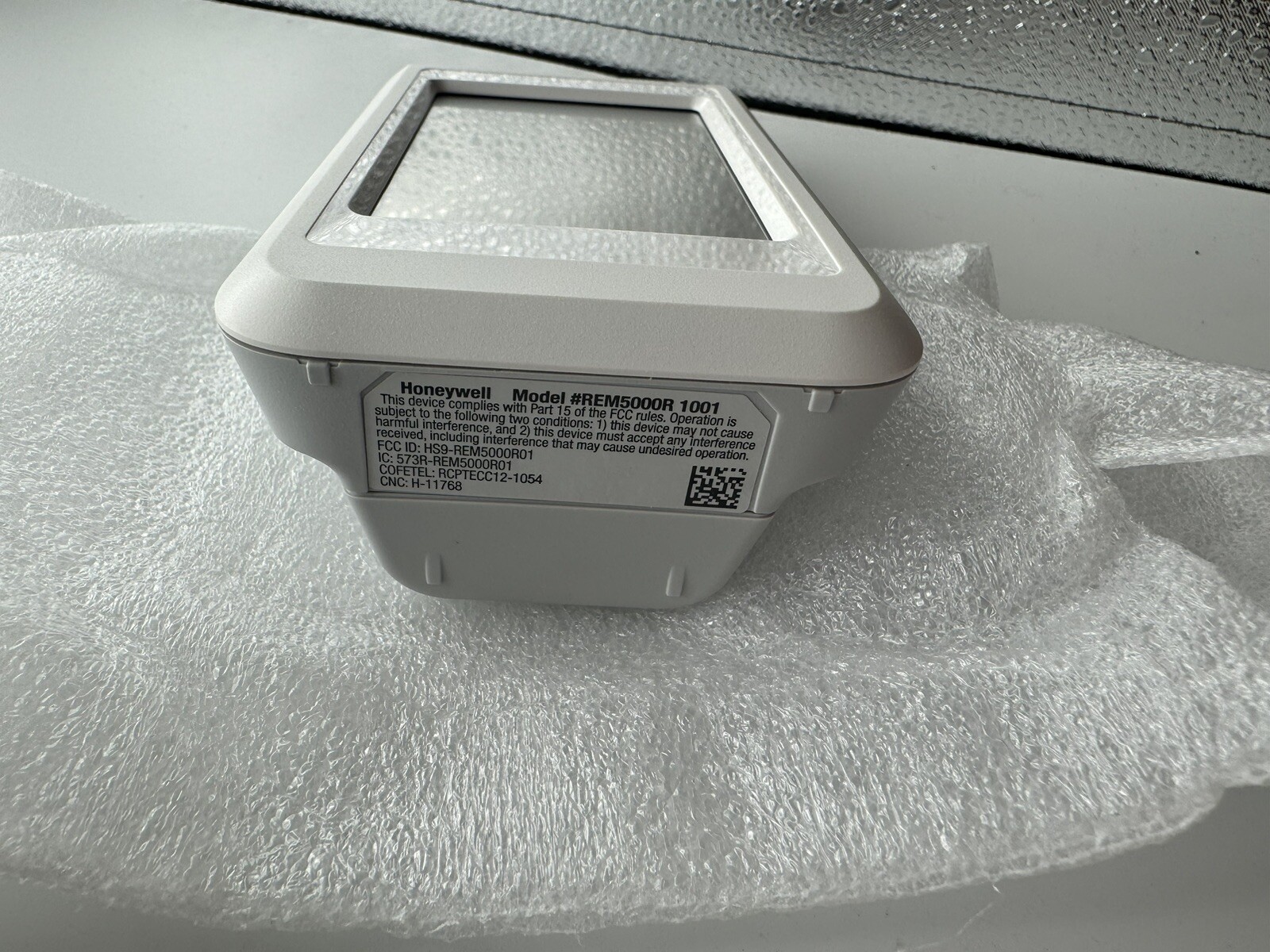 Honeywell REM5000R1001 REDLink Wireless Portable Comfort Control