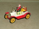 DINKY TOYS VINTAGE DIECAST SANTA'S CAR #485 COMPLETE WITH TREE & PRESENTS 1:43