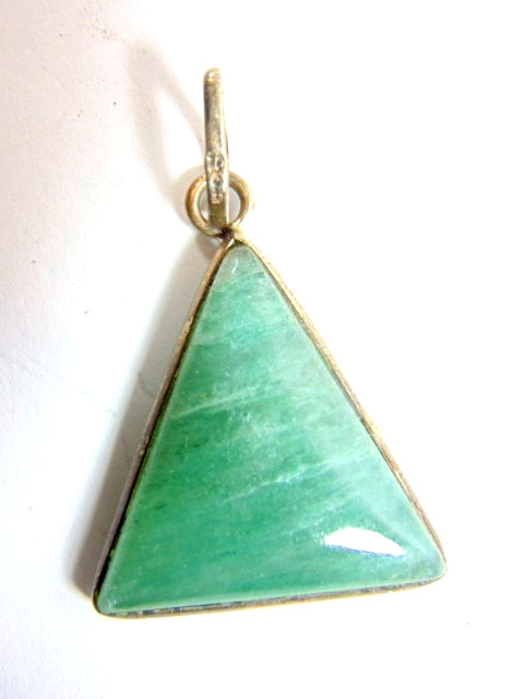 polished green onyx semi-precious stone in sterling silver pendant setting