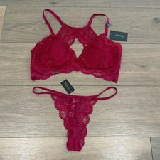 FREDERICKS OF HOLLYWOOD Plum Pink Lace Bralette  Thong 2 Piece Lingerie Size L