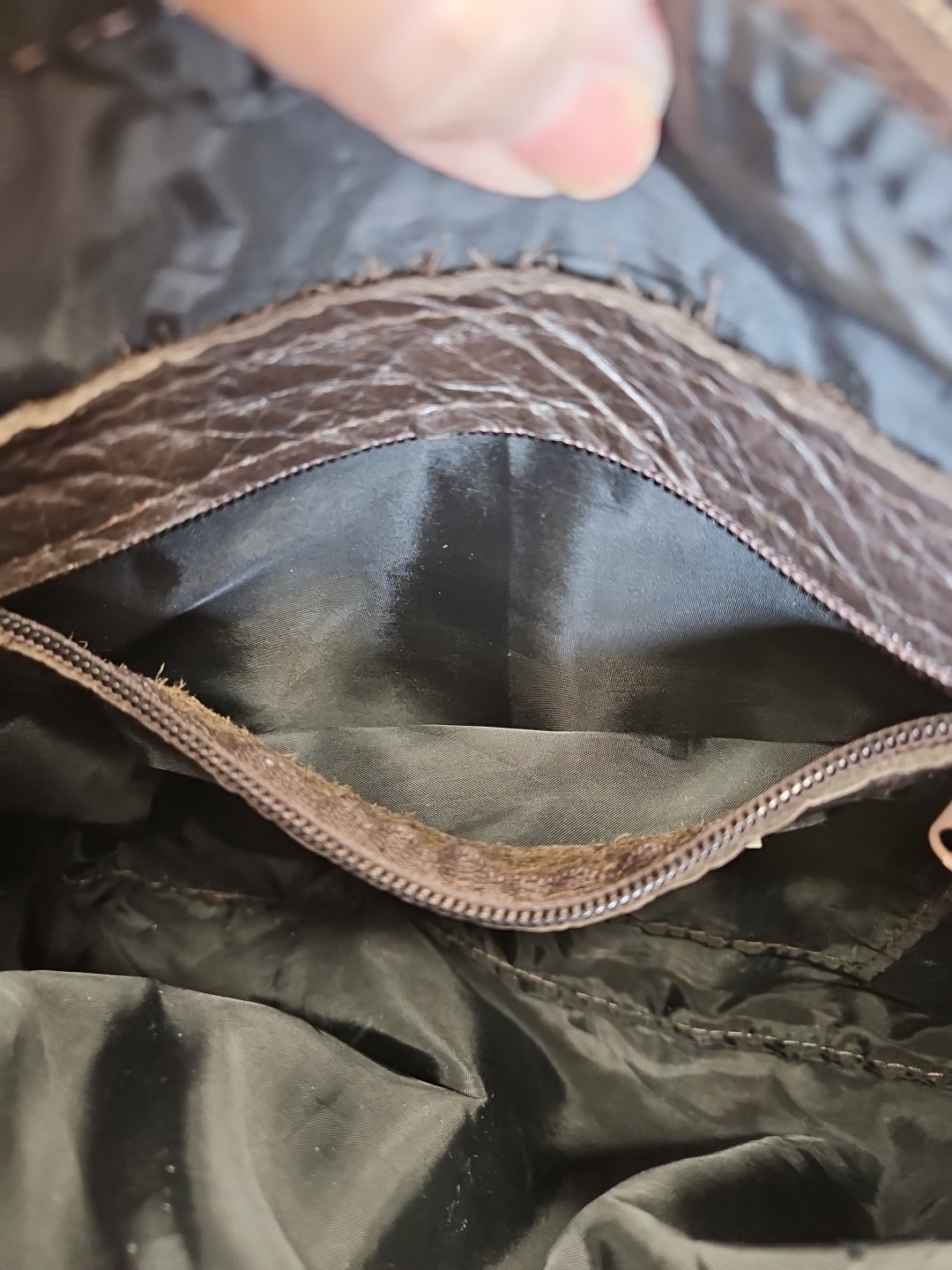 Rugged Flexability Leather Shoulder/Crossbody Bag… - image 17