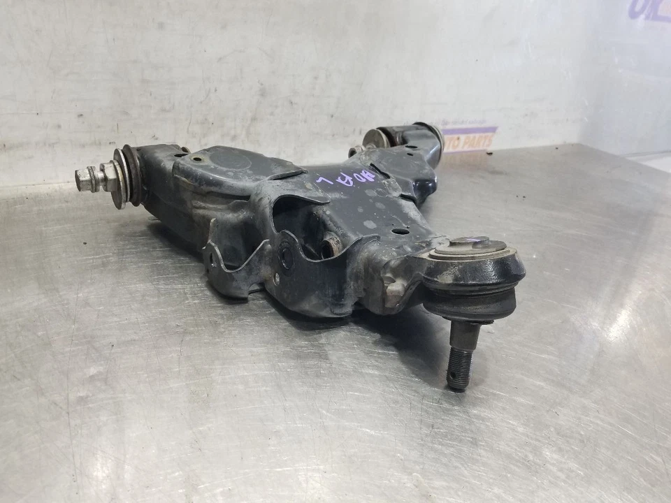 Toyota Land Cruiser 11 2011 brazo de control inferior conductor delantero izquierdo 4x4 Foto 3 de 4