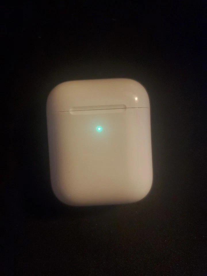 Apple Airpors 2nd Generation With Charging Case Tested And Working