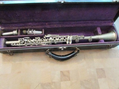 ORIG. AMERICAN PROFESSIONAL WILLIAM NUERNBERGER ANTIQUE GERMAN CLARINET + CASE