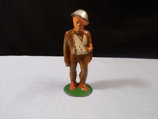 Manoil M52 Metal Toy Soldier Figure - Walking Wounded Soldier INV15