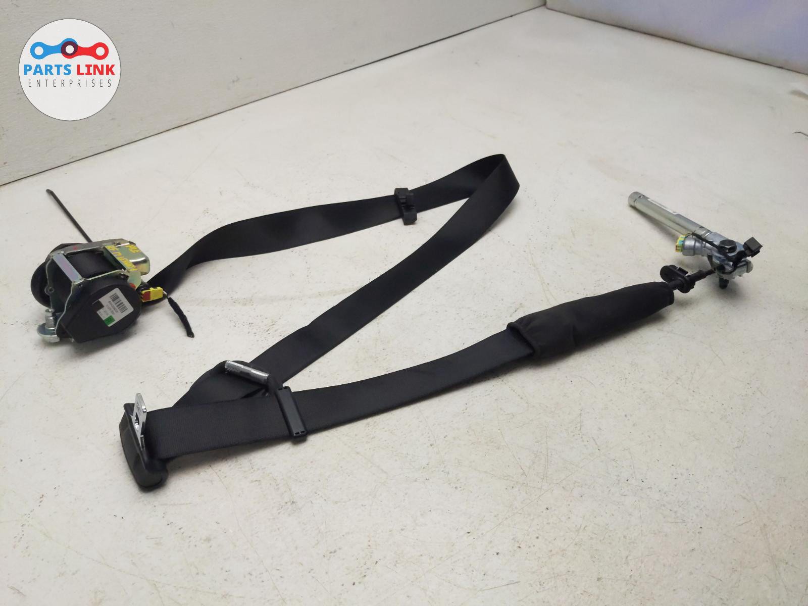 2017-20 MASERATI LEVANTE FRONT RIGHT PASSENGER SEATBELT RETRACTOR TENSIONER M161