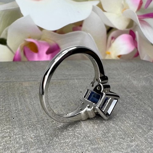 3.20Ct Emerald Blue Sapphire Diamond Engagement Women's Ring 14K White Gold Over - Picture 5 of 10