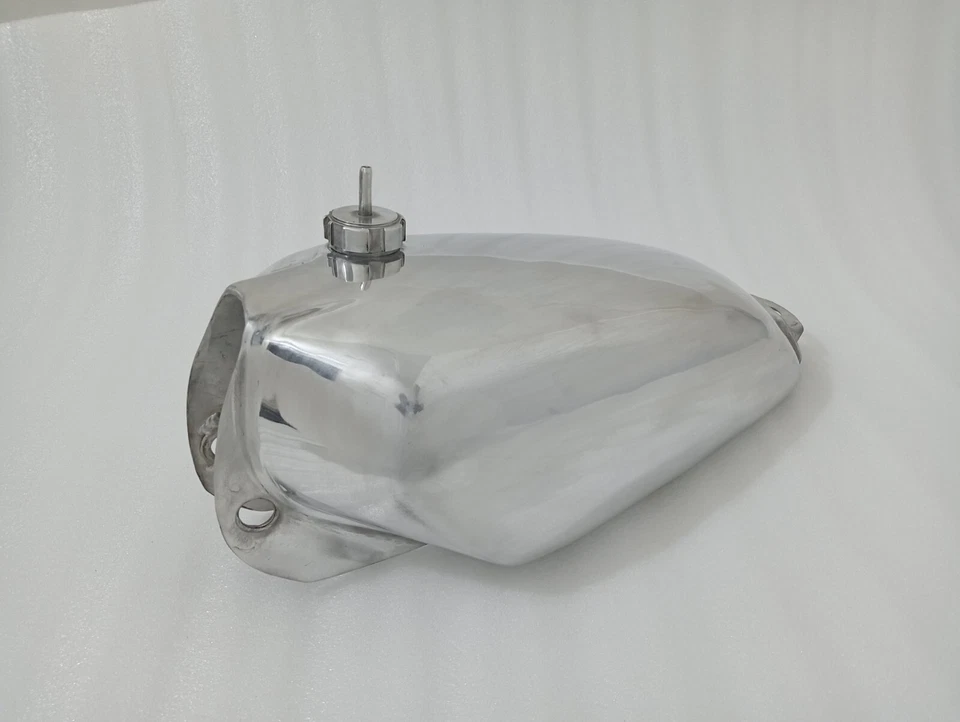 Honda CR125M 1974 Elsinore réplica aleación de aluminio tanque de combustible gasolina + tapa y grifo Foto 4 de 4