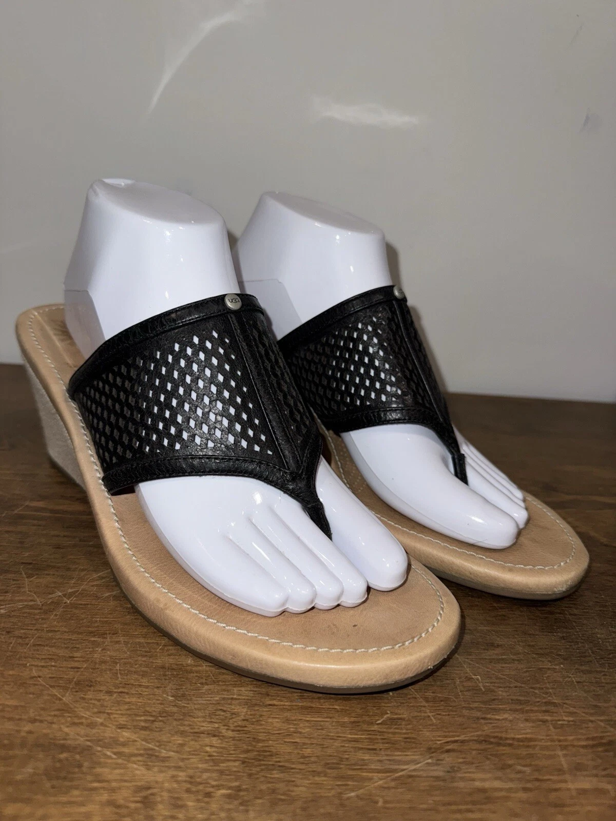 Ugg Australia sandali donna 10 neri Solena tanga zeppa