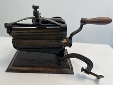 Antique Crown Cast Iron Crimper Pleater Ruffler Roller Fluter Machine Pat’d 1875