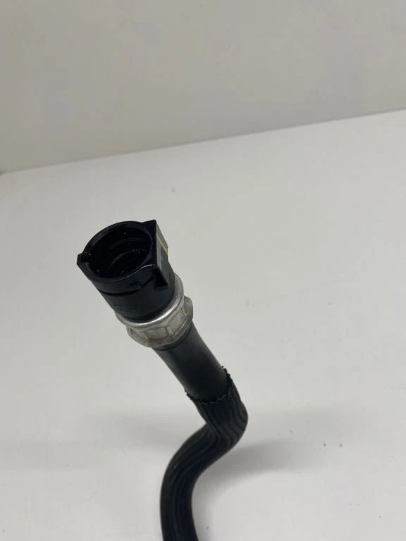 Peugeot 508 II 2021 engine water coolant pipe hose HSR20779 Petrol 