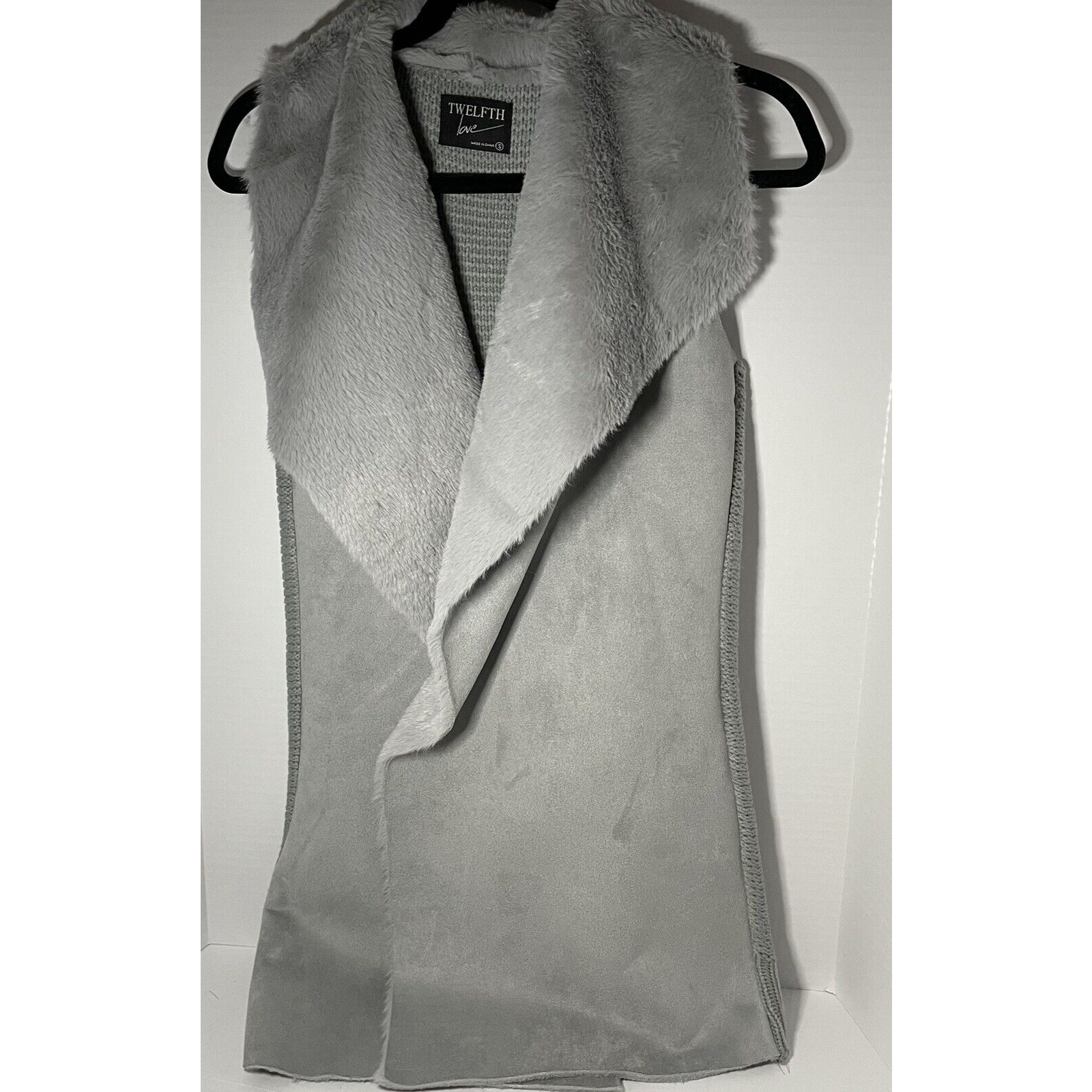 TWELFTH LOVE VEST BLUE GRAY SUEDE FRONT FAUX FUR LINED KNIT BACK WOMENS SMALL