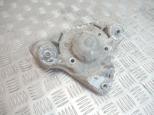 Audi A4 S4 B5 8D 1998 Vorne links Lagerbock Federbein Diesel 55kW UST106921