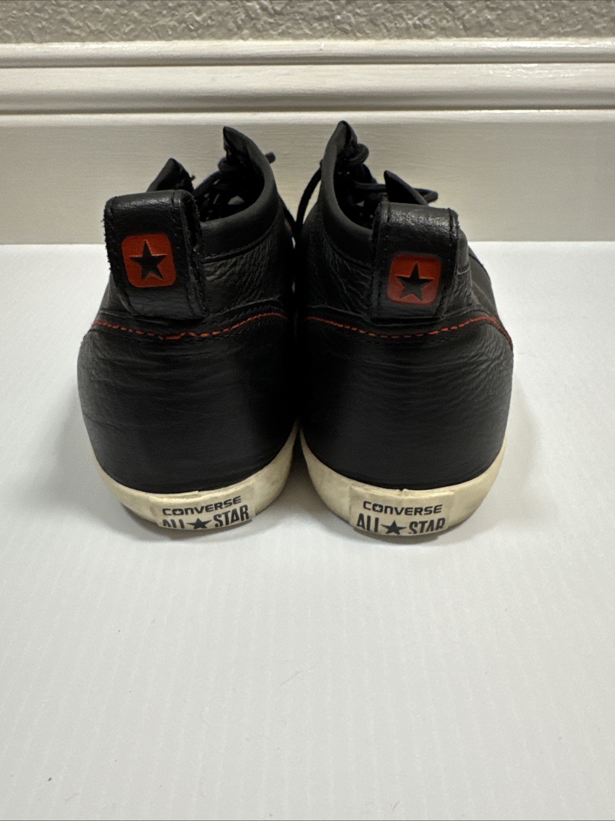 BN CONVERSE All Star Midtown Unisex Sneakers Size 11US Black Leather 144627C thumbnail 2