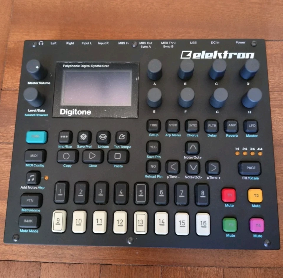 Elektron Digitone - FM Synthesizer with box and accessories