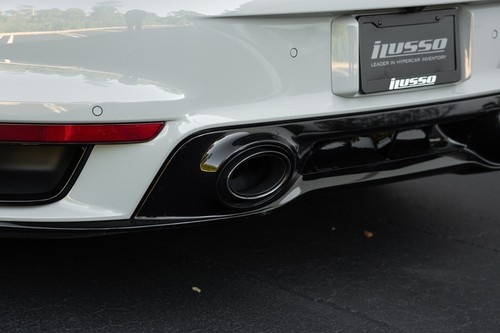 2022 Porsche 911 Turbo S - Picture 30 of 40