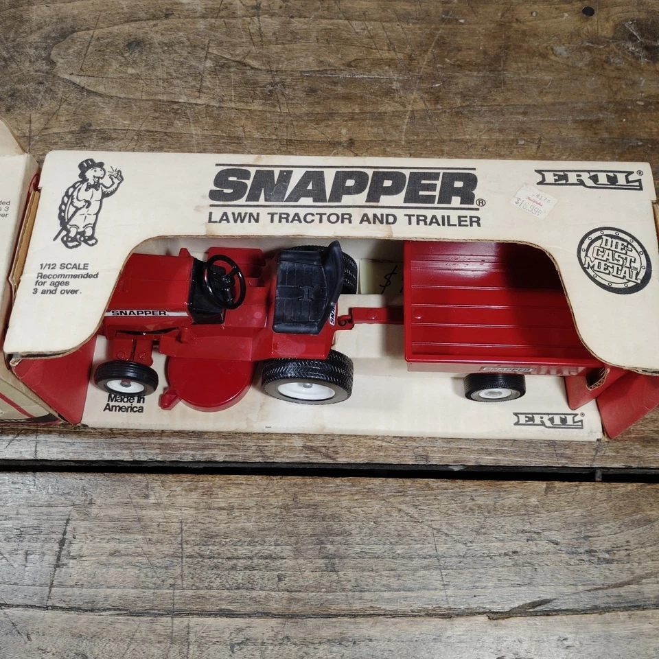 Snapper Lawn Tractor Trailer Ertl 1/12 Scale Scale Models Lawn Chief Mower Bank - Image 3 of 4
