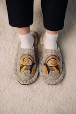 Pantofole fatte a mano eco lana merino ciabatte ricamate con corno di capra a spirale
