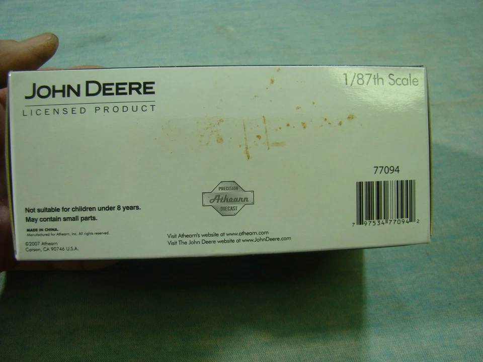 Athearn John Deere 7700 Combine with Grain Head Die Cast 1:87 HO Scale NIB - Image 3 of 4