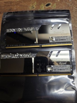 G. Skill Trident Z Royal 2x8GB 16GB DDR4 RAM F4-3600C18D-16GTRS CL18-22-22-42