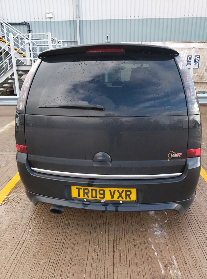 Vauxhall Meriva 1.6 Vxr Black low mileage Open to sensible offers - Image 2 of 4