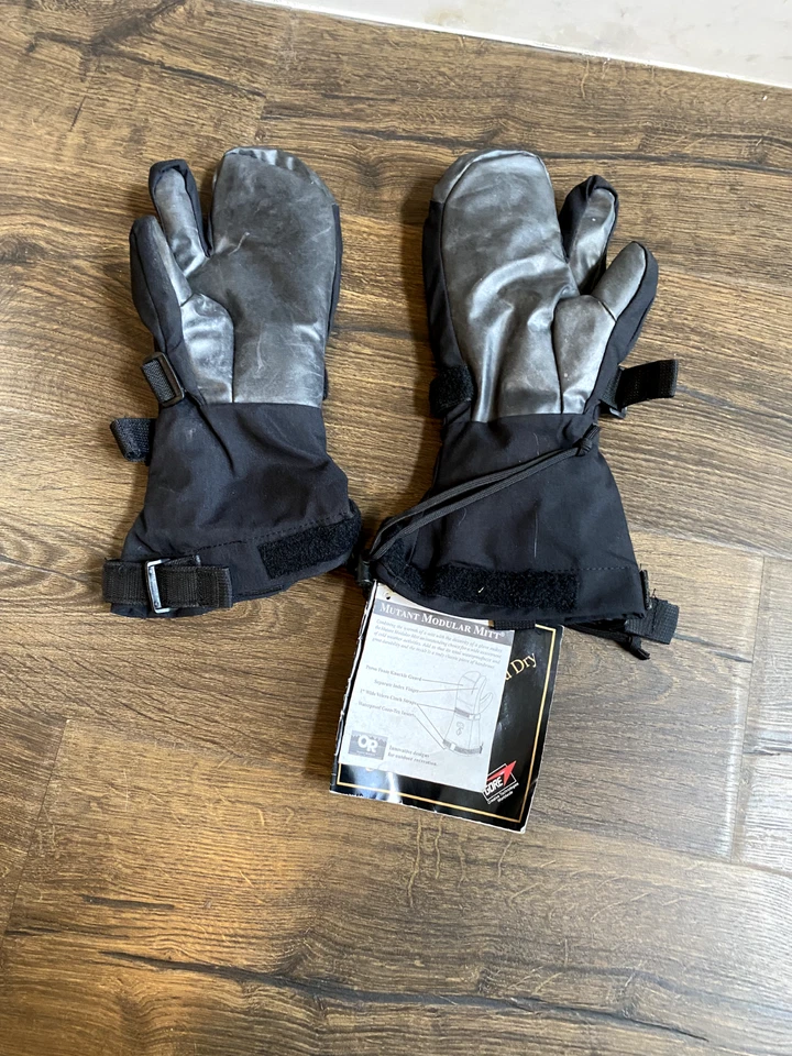 Outdoor Research Gore-Tex Mutant Modular Mitts – Size Sm (with inserts)  - Image 4 of 4