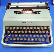 Vintage Olivetti Underwood Lettera 32 Manual Portable Typewriter w/Case Japan thumbnail