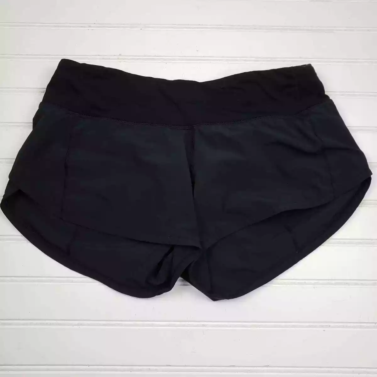 Lululemon Run Speed Shorts black Women's size 4 lined zip pocket