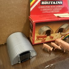 Vintage Britains 1:32 2 Metal Shelters with Animals 4703 NOS 1984 A65