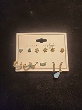 Lot Of 6 Sets Of Earrings Essential Style