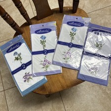 Axxcents 100 Cotton Handkerchiefs . 4 2 Pls. 8Handkerchiefs Total.