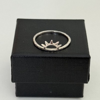 925 Sterling Silver Sun Rise Hammered Design Band Ring Size 8.5