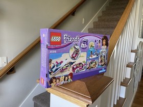 LEGO FRIENDS: Andrea's Speedboat Transporter (41316)