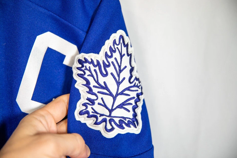 Camiseta deportiva de hockey vintage Toronto Maple Leafs Doug Gilmour #93 NHL CCM talla XL Foto 4 de 4