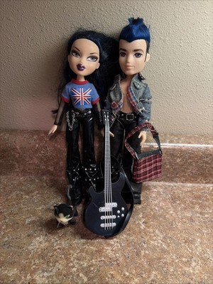 Lot 2 Bratz Pretty N' Punk Dolls Jade 2001 & Eitan 2002 w/clothes guitar & cat