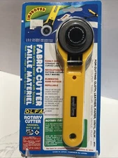 OLFA 45mm Straight Handle Rotary Cutter (RTY-2/G) - Rotary Fabric Cutter w/Blade