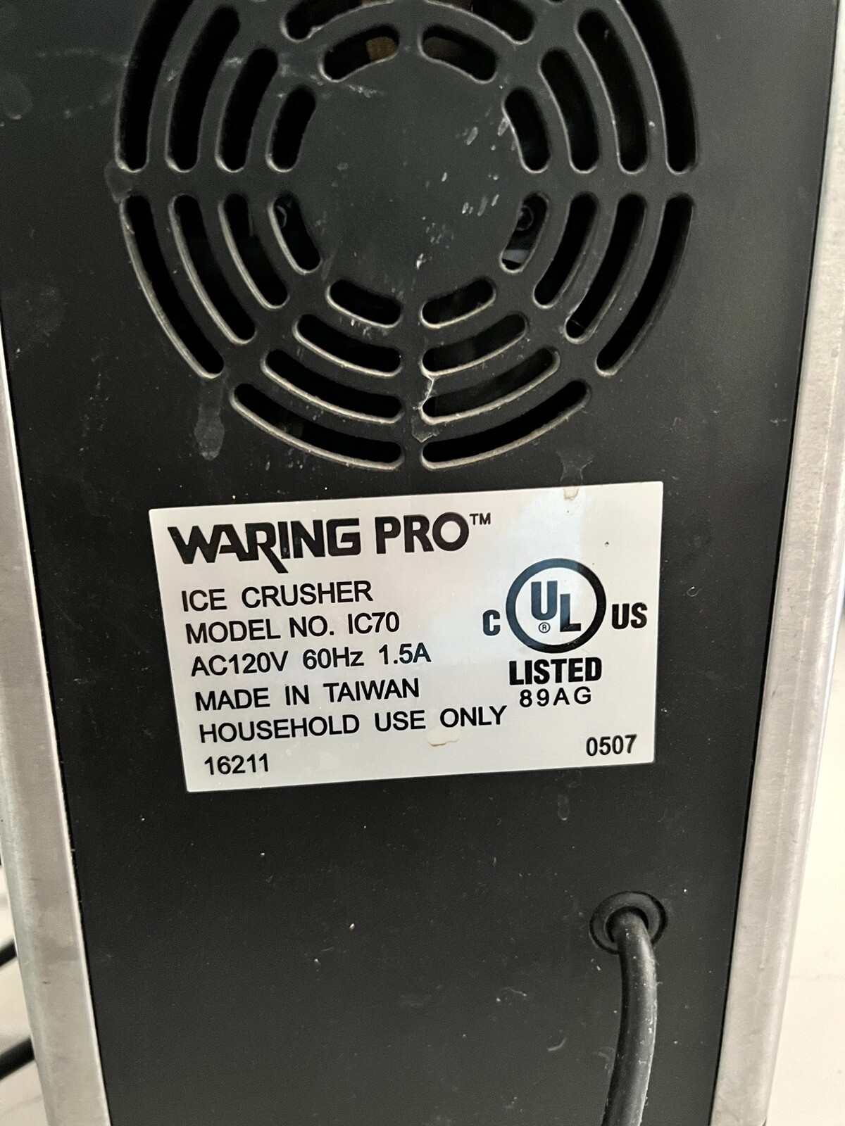 Waring Pro Professional Ice Crusher IC70 WORKS GREAT but Cosmetic Damage