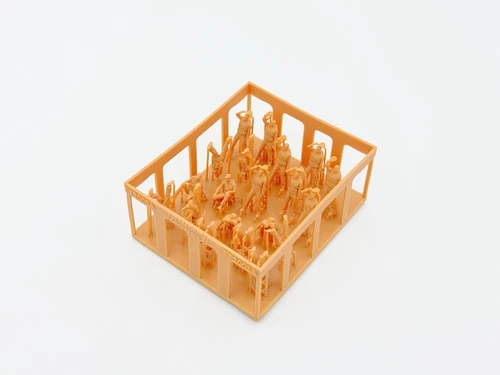 Triumph Models F72003A 1/72 IJN Ground Crews with Gunners Model Set - Picture 3 of 4