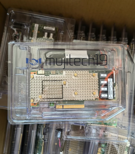 レノボ RAID 930-16i SATA/SAS 12Gb/s 01KN508