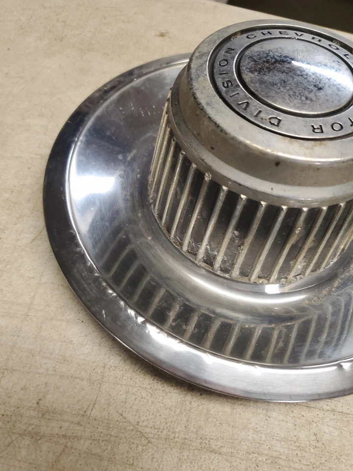 Metal Derby Center Cap 1968 – 1982 Impala Corvette Camaro Chevelle Nova (mw) - Image 3 of 4