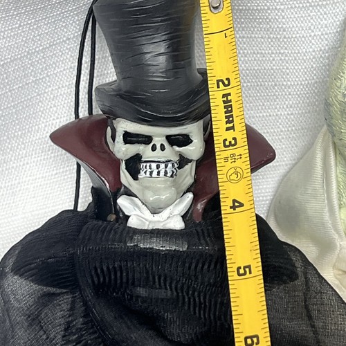 Halloween Scream Ghost Skeleton Ghoul Vampire Trick or Treat Door Hanger 12” (2) - Picture 14 of 15