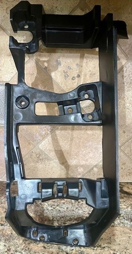 1997-1999 Cadillac Deville Right Side Headlight Head Lamp Light Bracket - Picture 2 of 15