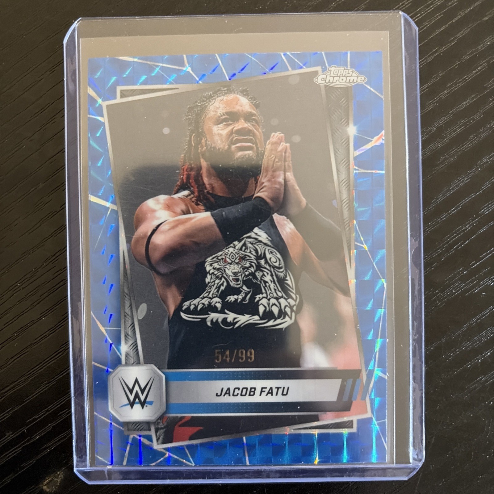 Jacob Fatu 2025 Topps Chrome WWE - # 100 Blue Geometric Refractor /99