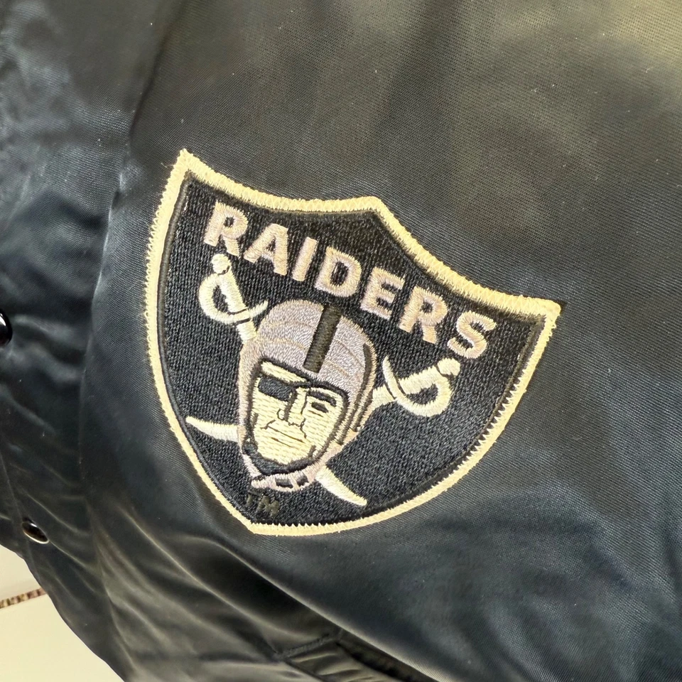 Vtg Starter NFL Oakland Raiders Satin Bomber Jacket Mens Sz M USA Snap Up - Image 3 of 4