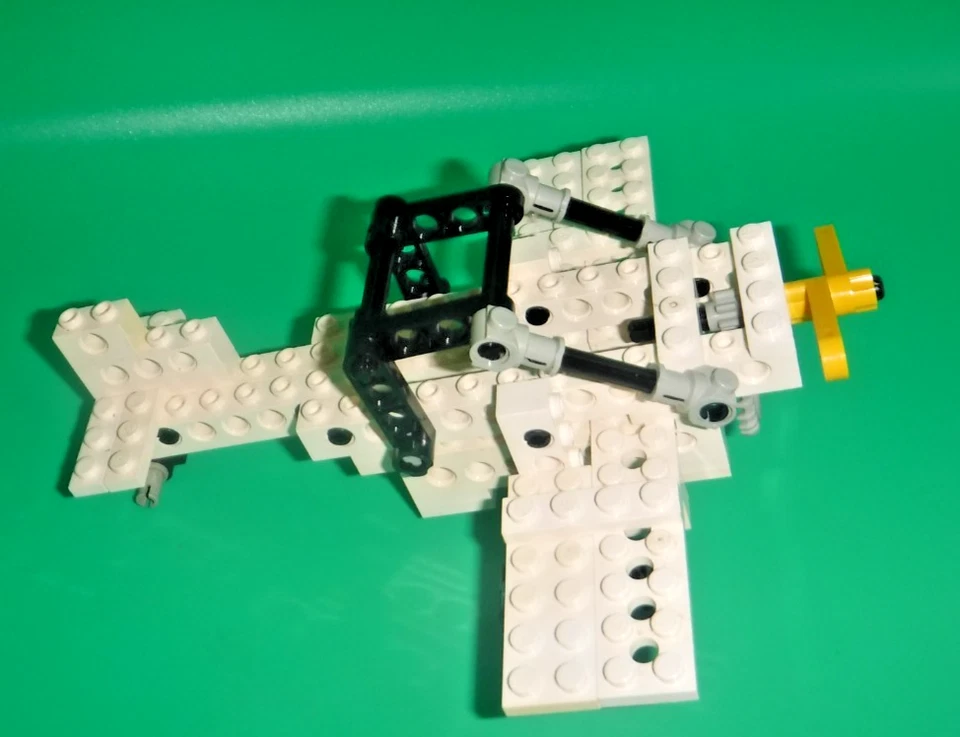 LEGO 8822, photo 2 of 5