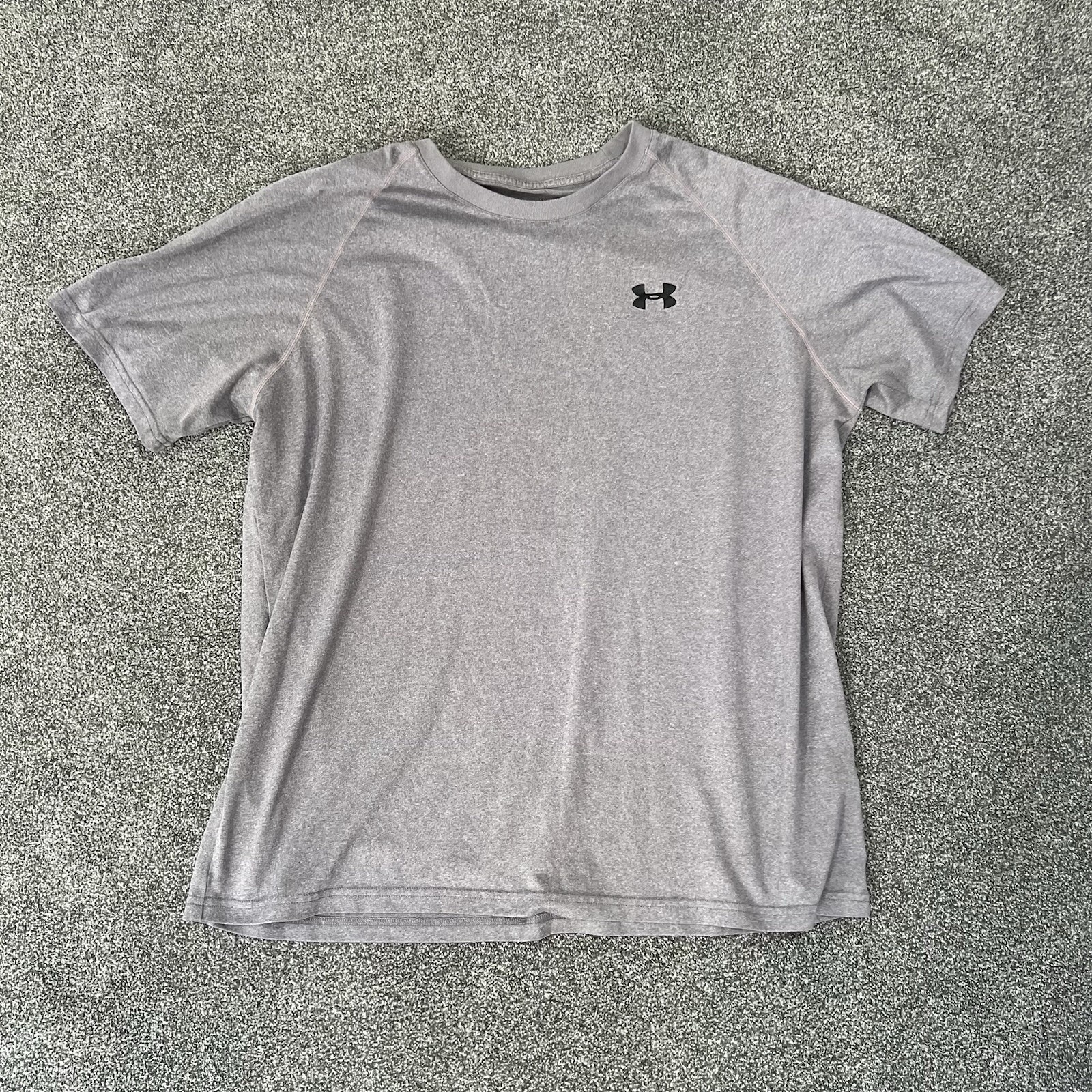 Under Armour HeatGear T Shirt Gray Loose Short Sleeve Mens XL