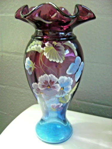 FENTON - SUSAN BRYAN (HP) 2009 MULBERRY VASE - BUTTERFLY/FLOWERS - LE#2/55